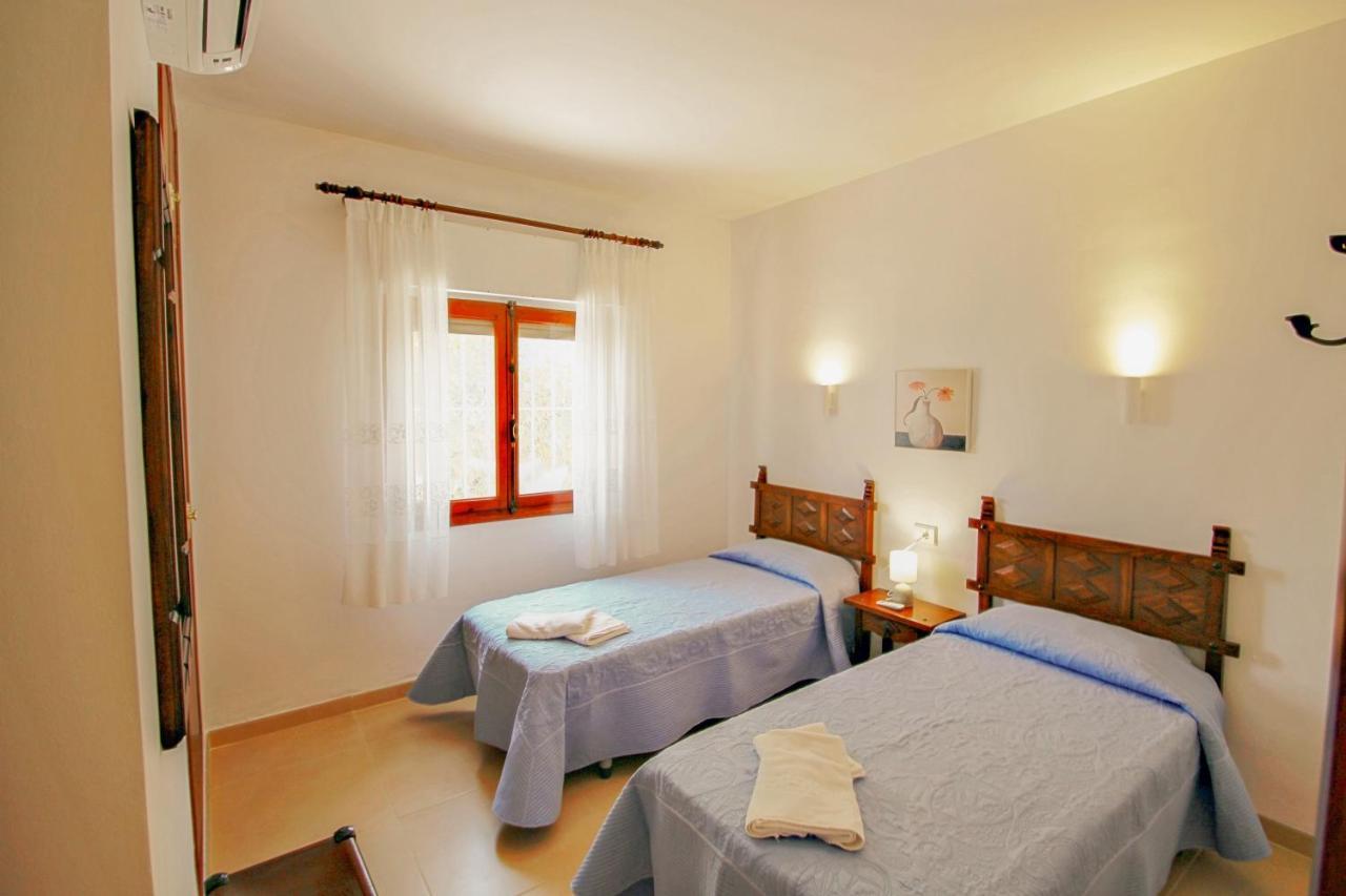 Tere - Holiday Home With Private Swimming Pool In Κάλπε Εξωτερικό φωτογραφία