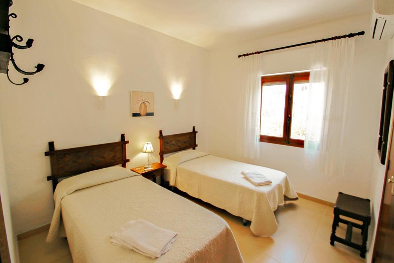 Tere - Holiday Home With Private Swimming Pool In Κάλπε Εξωτερικό φωτογραφία